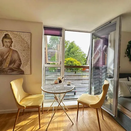 Twickenham Studio Private Apartment